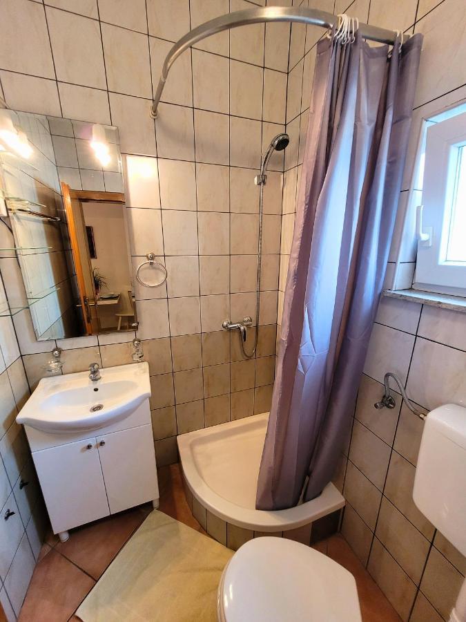 Apartment Jelena Vir Eksteriør bilde