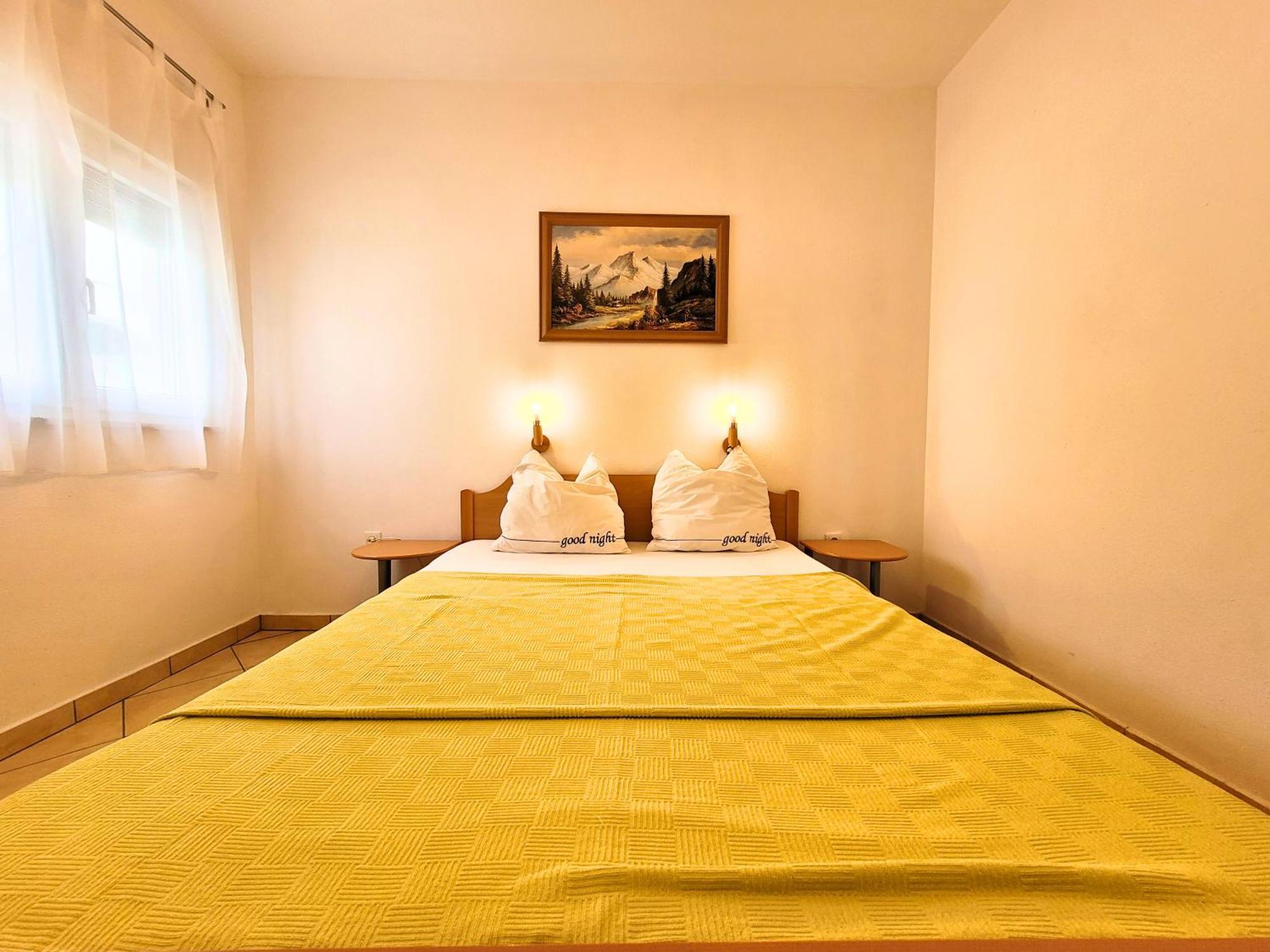 Apartment Jelena Vir Eksteriør bilde